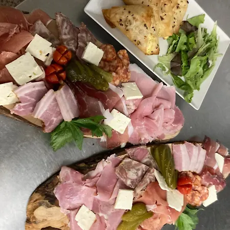 Banatium Cucina فندق