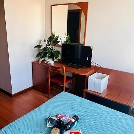 호텔 Banatium Cucina 테자수르브렌다